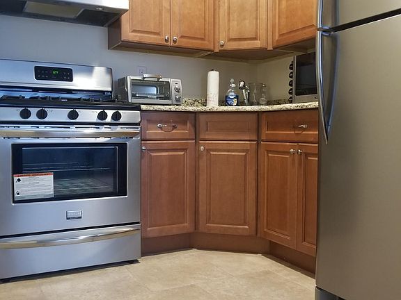 4th image of 1 Hendricks Ave #1