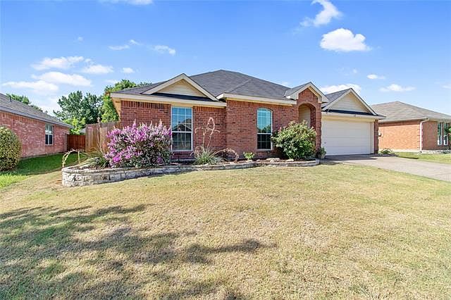 1st image of 118 Post Oak Dr