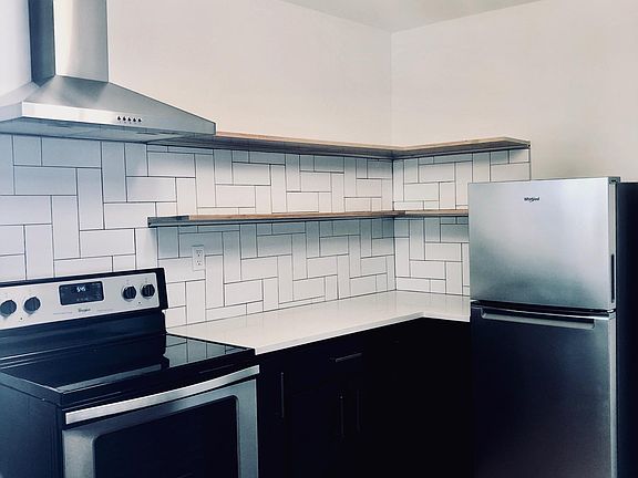 2nd image of 13318 Madison Ave #2