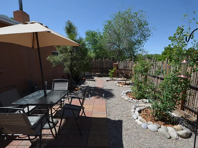 303 Villeros St — Photo 8