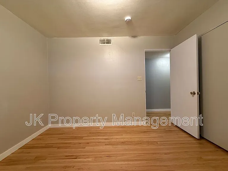 1726 Alder Dr — Photo 29