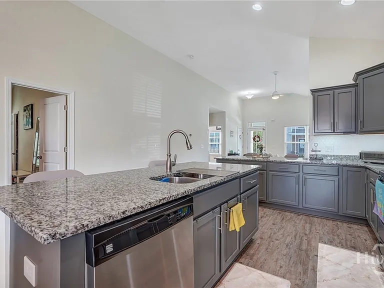 314 Crabapple Cir — Photo 16