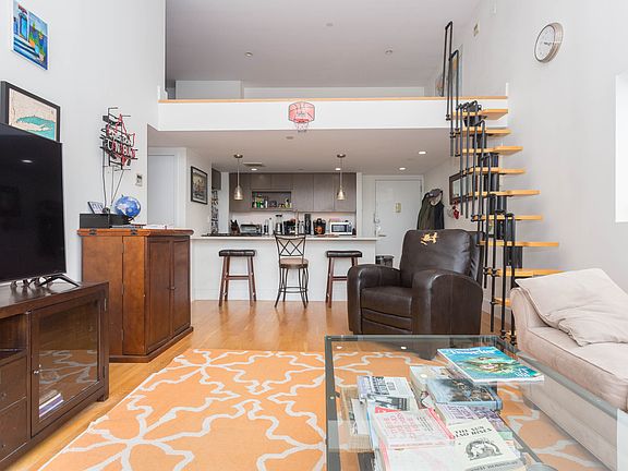2nd image of 1142 31st Ave APT 3B