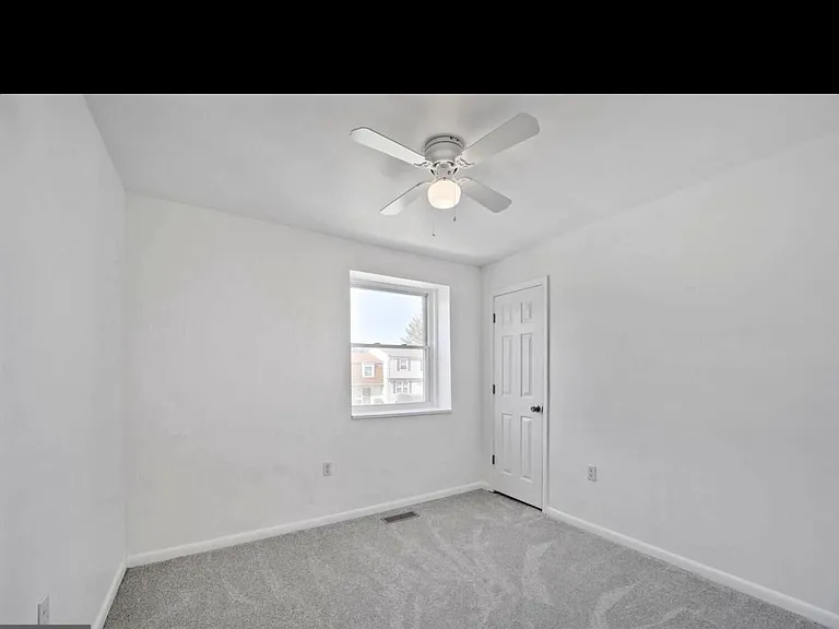 905 Nadine Ct — Photo 14