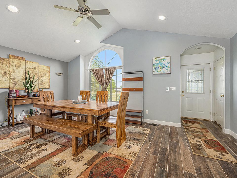 23739 Ashley Ct, Pierson, MI 49339 Zillow