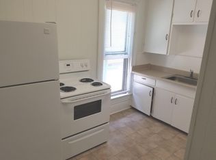142 South St APT 1, Chelsea, MI 48118