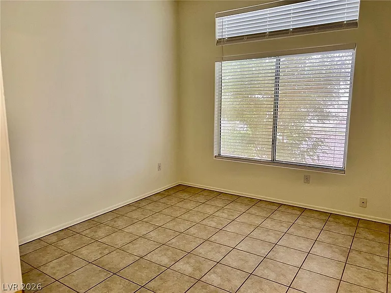 2720 Hope Forest Dr — Photo 17
