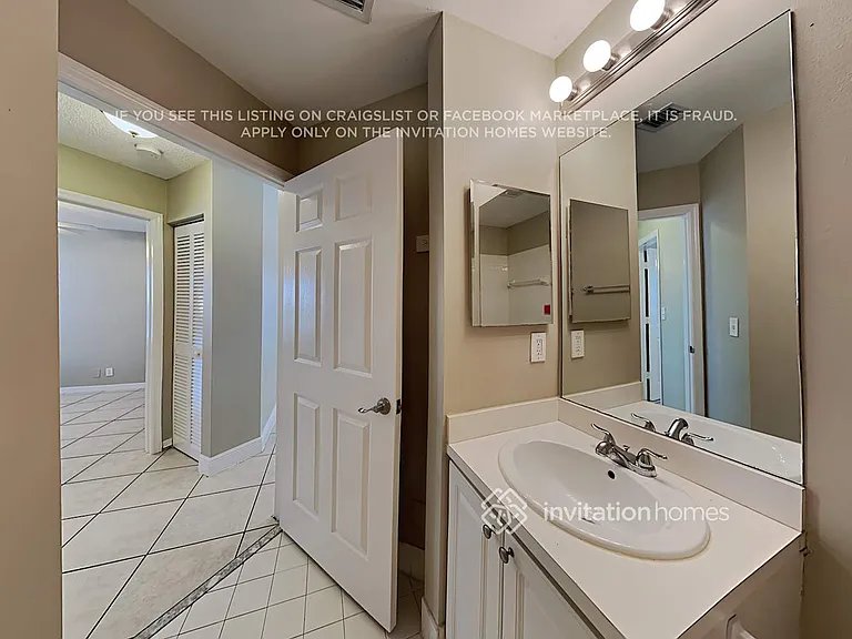 8103 SW 157th Pl — Photo 17