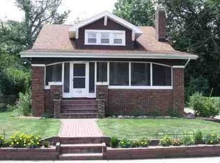 1105 N Summit Blvd, Peoria, IL 61606