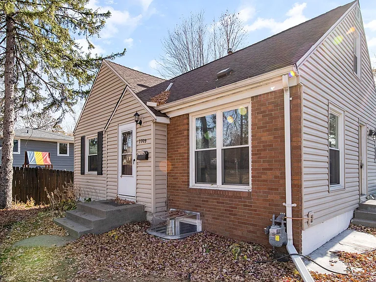 7709 Minnetonka Blvd — Photo 2