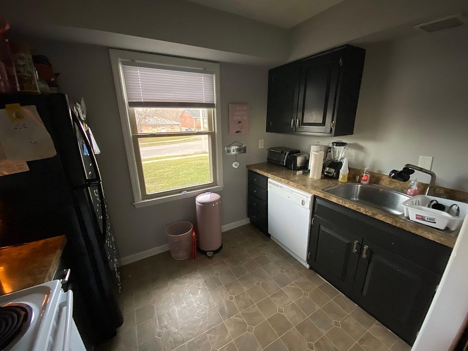 2nd image of 3541 Honey Jay Ct #3541