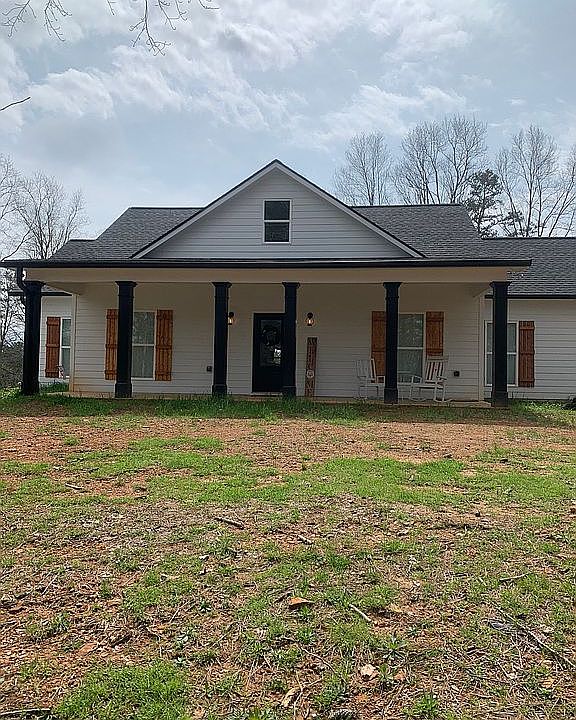 2nd image of 40 Cochran Way