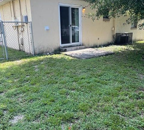 5th image of 2359 Chestnut Hills Dr