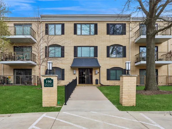190 Cottage Grove Ave SE APT 224, Cedar Rapids, IA 52403
