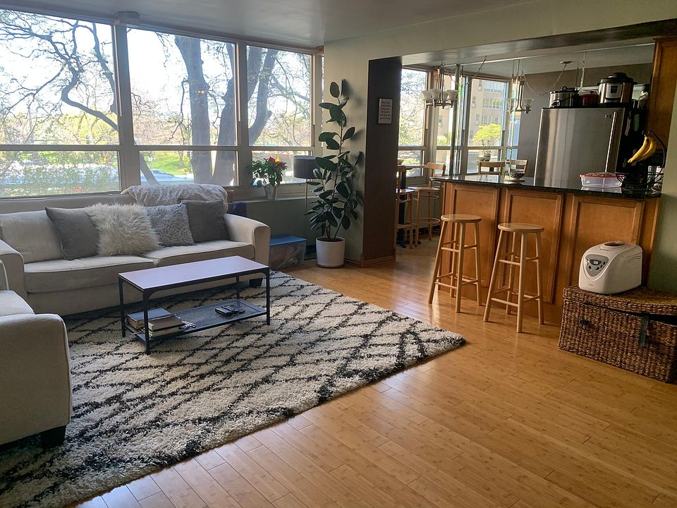 1st image of 3950 N Lake Shore Dr #228E