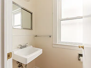 99 Park Ave — Photo 15