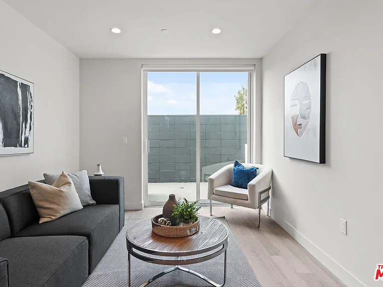 132 Rosemont Ave #101 — Photo 14