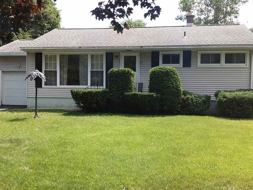 1st image of 65 Red Fox Dr