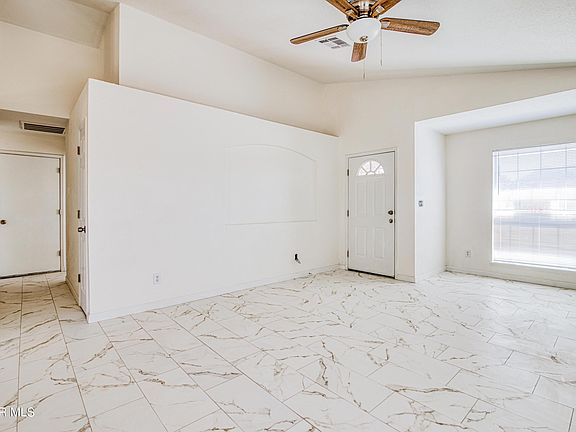 4th image of 11877 Belfry Park Dr