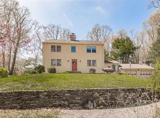 182 Vernon St W, Manchester, CT 06042