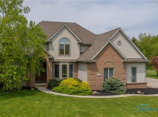 9916 S Blue Prairie Dr, Whitehouse, OH 43571