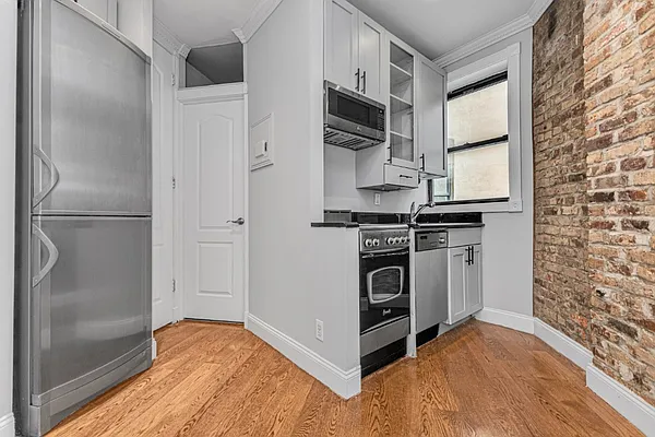 Rented by Centennial Properties NY | media 7