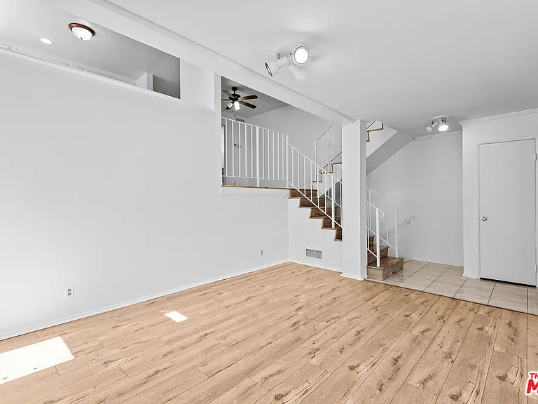 26014 Alizia Canyon Dr #C — Photo 4
