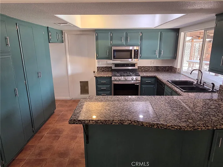 19145 Tomahawk Rd — Photo 7