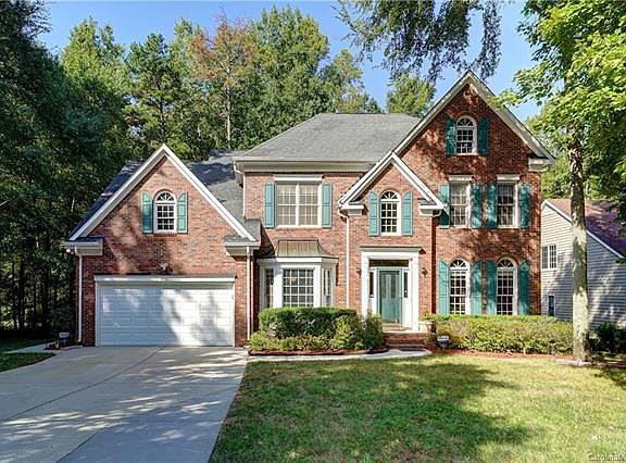 2nd image of 4701 Hanging Ivy Dr