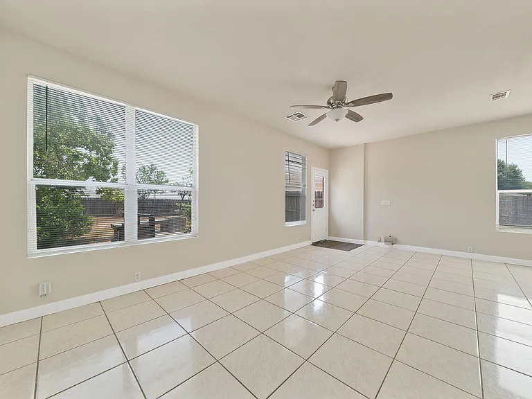 3706 Browning Blf — Photo 12