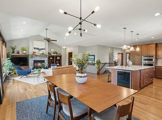 1701 Huron Ct, Northfield, MN 55057