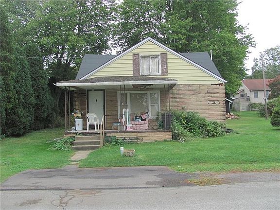 2nd image of 241 Albert St