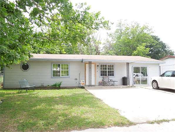 1st image of 22 Hollywood Dr