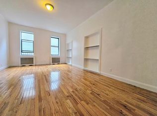 881 10th Ave #2Q, New York, NY 10019