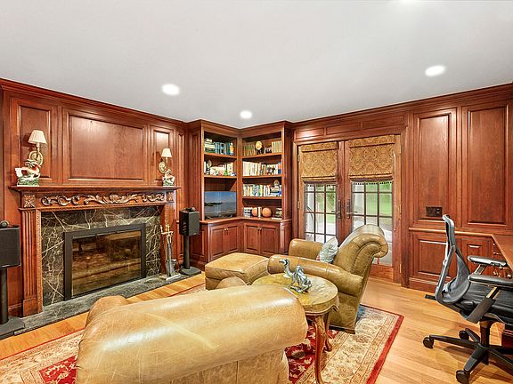 5th image of 55 Cedar Ln