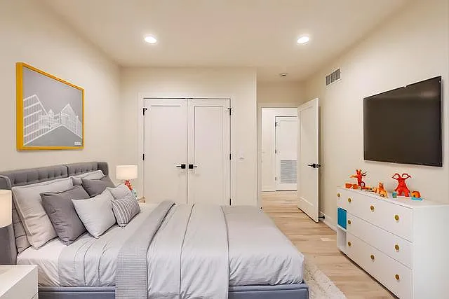 5019 N Lincoln Ave #1 — Photo 14