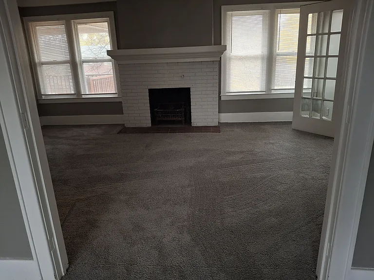574 W Golden Gate — Photo 14