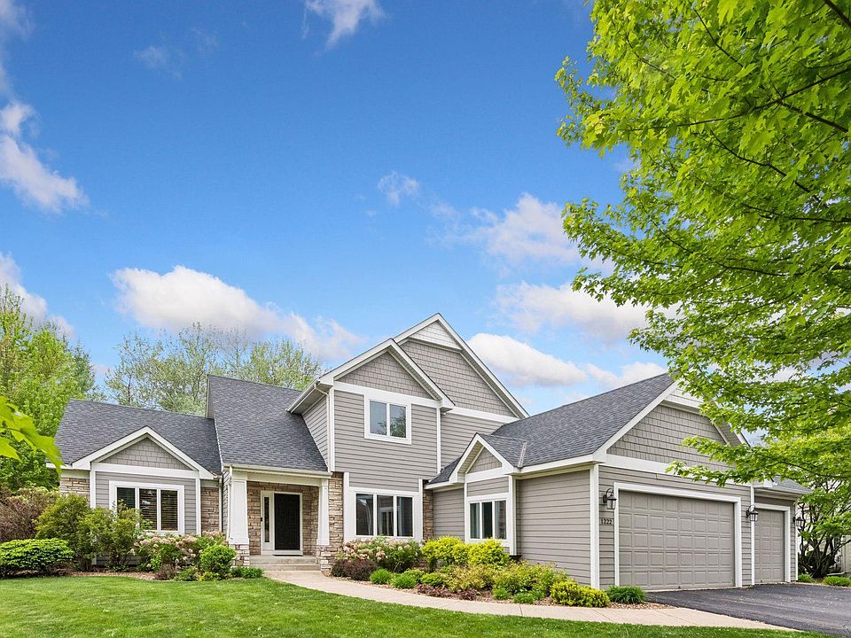1st image of 1222 Adrian Cir