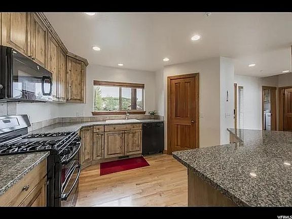 2nd image of 3400 Cedar Dr