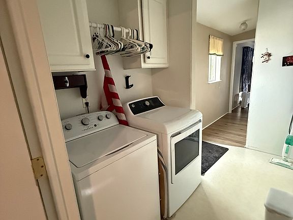 5th image of 609 N Almon St Spc 3046