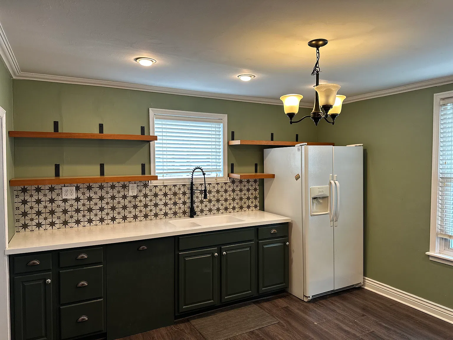4 bed, 2.5 bath, 2256 sqft, $2,500 — Photo 4