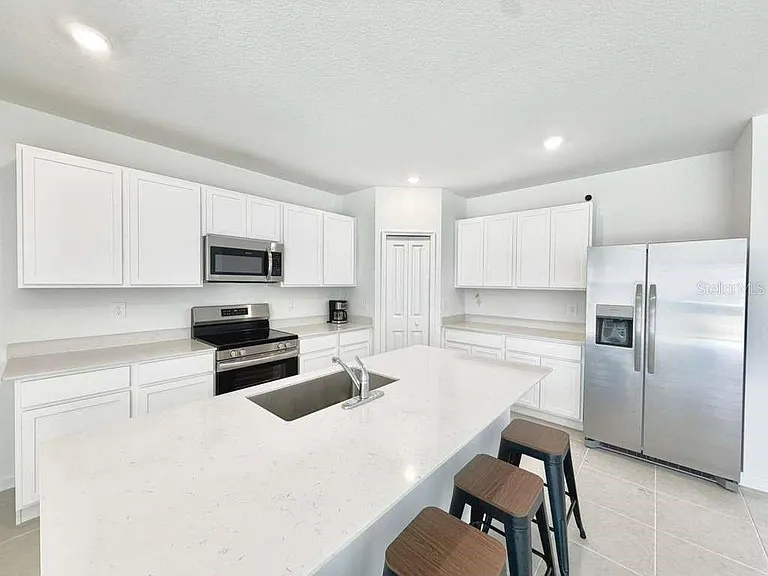 3638 Hardman Dr — Photo 5