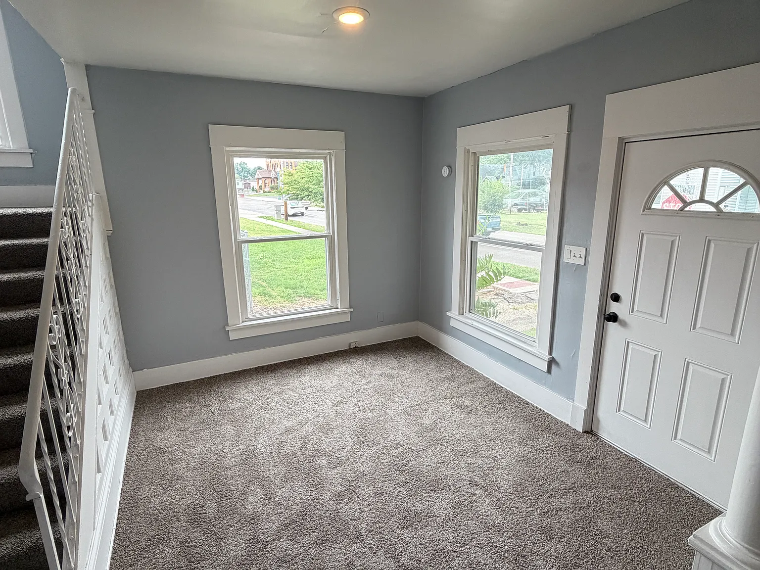 4 bed, 1.5 bath, $1,260 — Photo 3