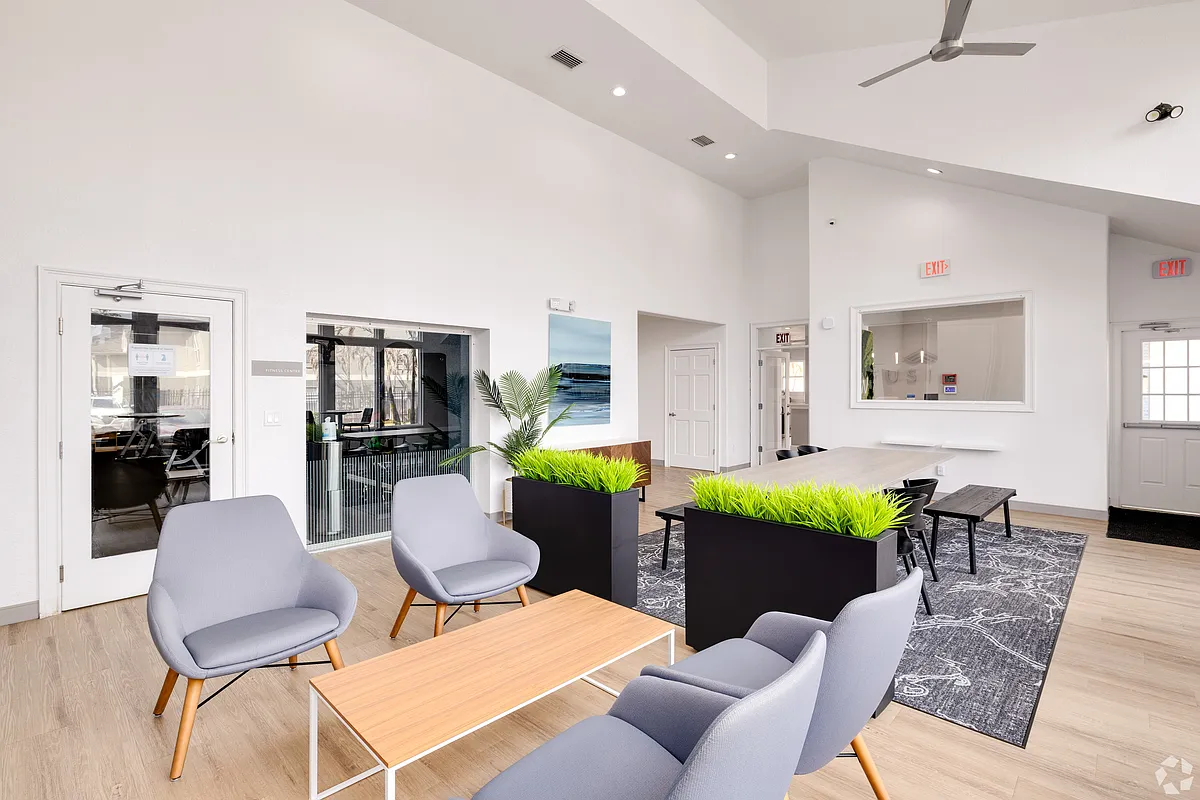Building Photo - Fusion Apartments