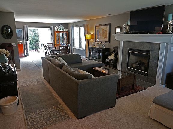 3rd image of 18413 95th Avenue Ct E