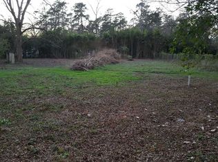 1613 Lee St, Camden, SC 29020