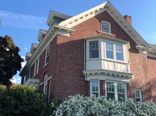 2773 N Maryland Ave, Milwaukee, WI 53211