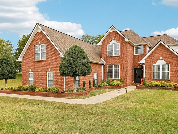 2nd image of 587 Bristol Ct