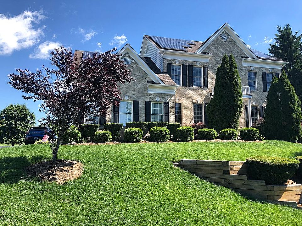 1st image of 42254 Big Springs Ct