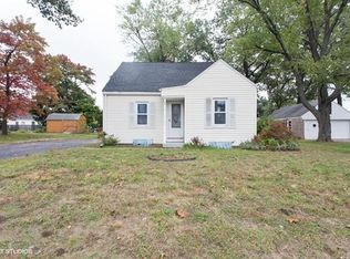 32 McCarthy Ave, Chicopee, MA 01020